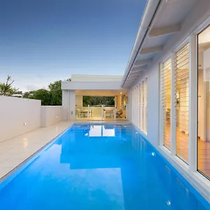 Iconic Noosa House In Mcanally Drive Sunshine Holiday home Sunshine Beach